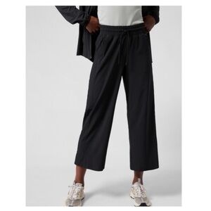 Athleta Avenue Black Cropped Pants